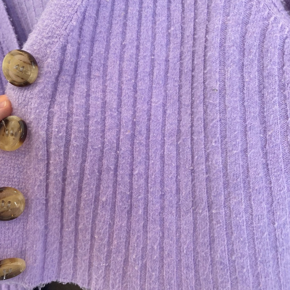 Urban Outfitters Cropped Cardigan - Picture 4 of 5